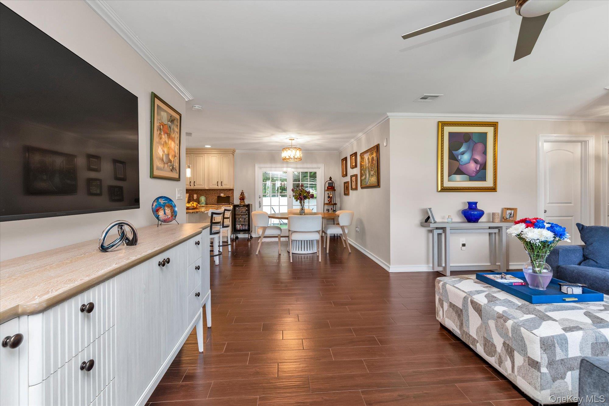 Residential in Oyster Bay 2