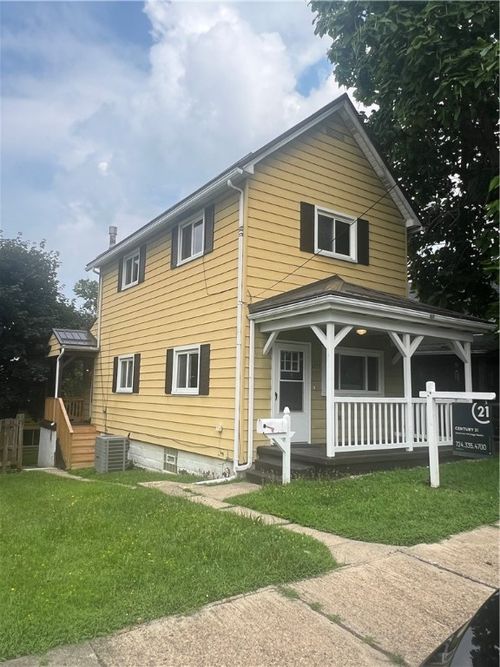 1735 Kimball Ave, New Kensington, PA, 15068-4017 | Card Image