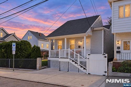 87 E 17th St, Paterson, NJ, 07524-1516 | Card Image