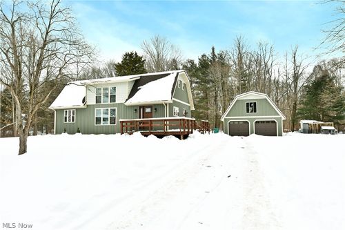 3894 Nelson Mosier Rd, Leavittsburg, OH, 44430-9424 | Card Image