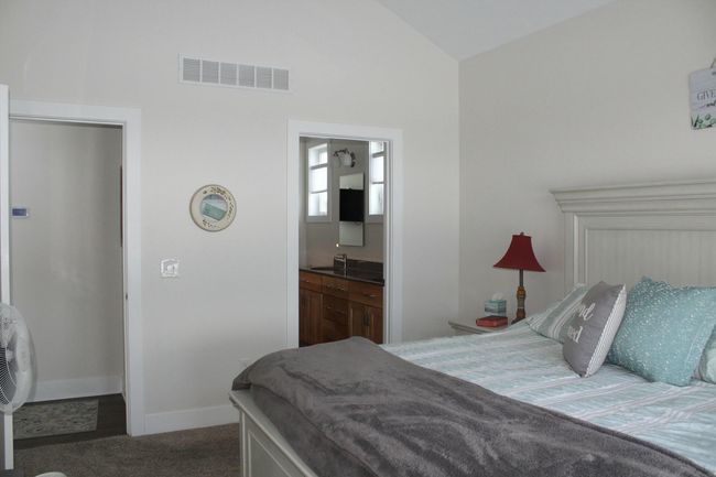8895 S Airport Rd, House other with 4 bedrooms, 3 bathrooms and null parking in Dewitt MI | Image 39
