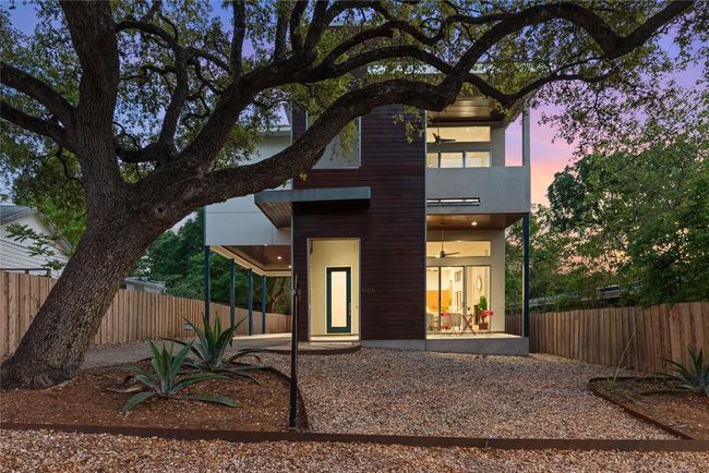 Back of house featuring ceiling fan | Image 4