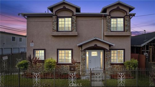 435 Cerritos Ave, Long Beach, CA, 90802-5583 | Card Image