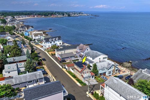2 Paris St, Milford, CT, 06460-7815 | Card Image