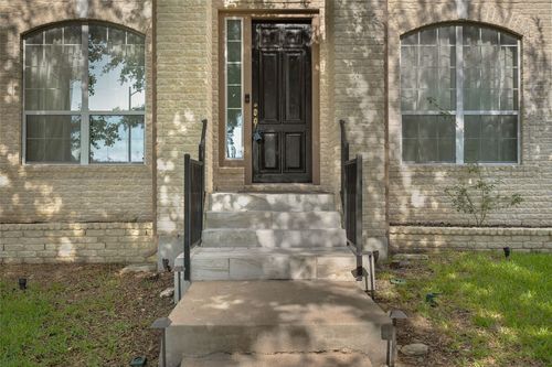 7601 Crackling Creek Dr, Austin, TX, 78736-3308 | Card Image