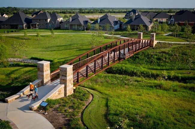 29603 Twisted Tree Trl, House other with 4 bedrooms, 4 bathrooms and 2 parking in Fulshear TX | Image 12