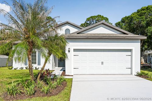 5204 Palm Dr, FORT PIERCE, FL, 34982-3891 | Card Image