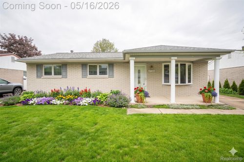 27188 Weddel Ave, Brownstown Twp, MI, 48183-5913 | Card Image