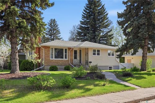 2102 Cumberland Ave S, Saskatoon, SK, S7J1Z3 | Card Image