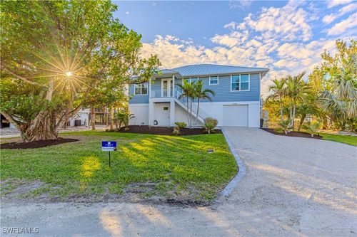 2479 Harbour Lane, SANIBEL, FL, 33957 | Card Image