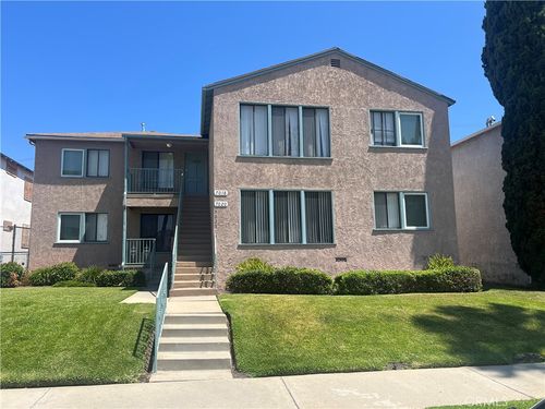 7018 La Tijera Boulevard, Los Angeles, CA, 90045 | Card Image