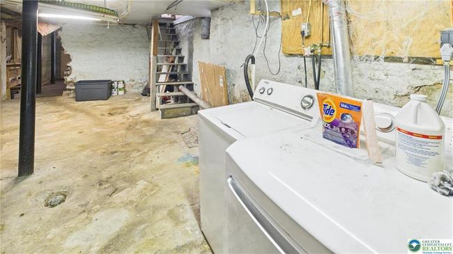 59 W Front St, House other with 3 bedrooms, 1 bathrooms and null parking in Jim Thorpe PA | Image 19