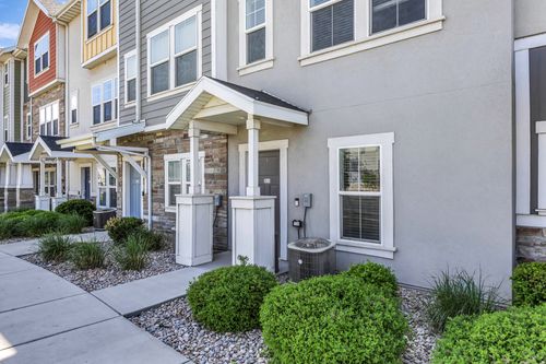 659 E 380 N, Vineyard, UT, 84059-5728 | Card Image
