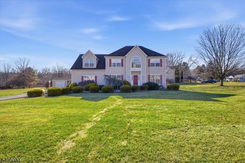 2 Old Canal Rd, Washington, NJ, 07882-4165 | Card Image