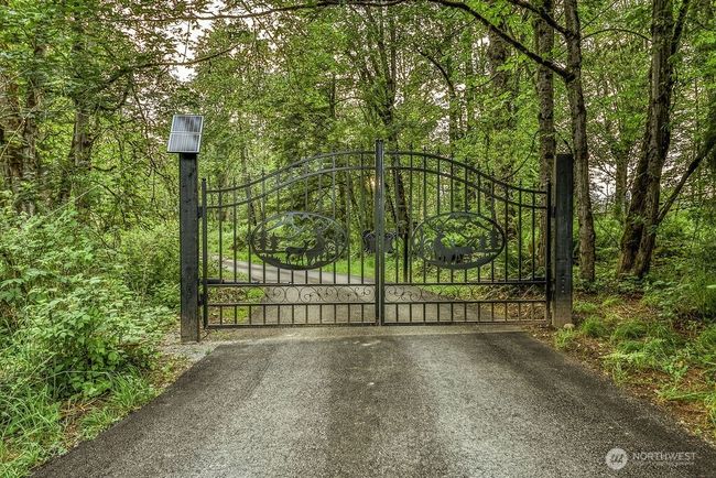 27716 114 Th Ave E, House other with 4 bedrooms, 3 bathrooms and 6 parking in Graham WA | Image 36