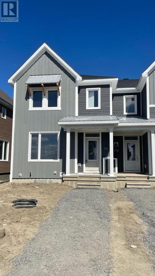 516 Oldenburg Avenue S, Mississauga (Meadowvale Village), ON, K0A2Z0 | Card Image