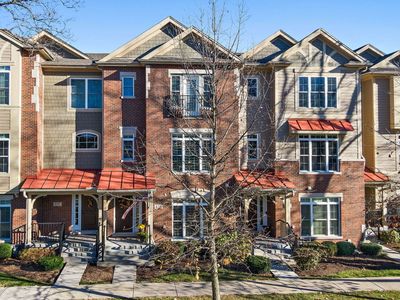 429 N 2nd Street, Townhouse with 3 bedrooms, 2 bathrooms and 2 parking in Geneva IL | Image 1