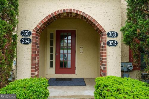 355-355 Norris Hall Ln, West Norriton, PA, 19403-5219 | Card Image