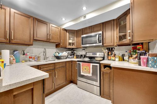 apt-326-7041 Environ Blvd, Lauderhill, FL, 33319-4240 | Card Image