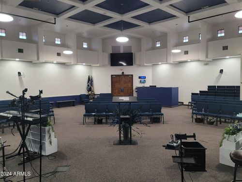 3015 E Warner Rd, Gilbert, AZ, 85296-4015 | Card Image