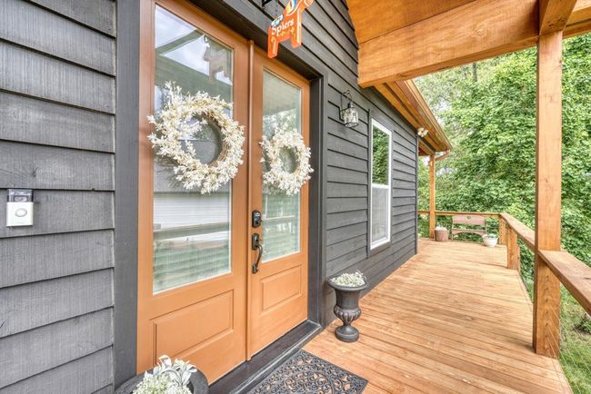 784 Sneaking Creek Dr, Home with 3 bedrooms, 4 bathrooms and null parking in Hayesville NC | Image 14