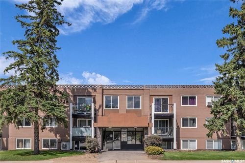 1-2707 7th St E, Saskatoon, SK, S7H1A7 | Card Image