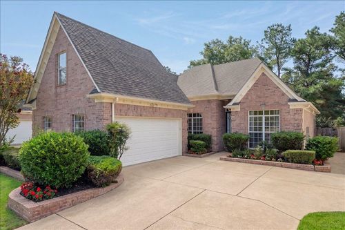 10461 Ashboro Dr, Collierville, TN, 38017-3456 | Card Image