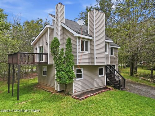 5384 Vine Ter, Tobyhanna, PA, 18466-3174 | Card Image