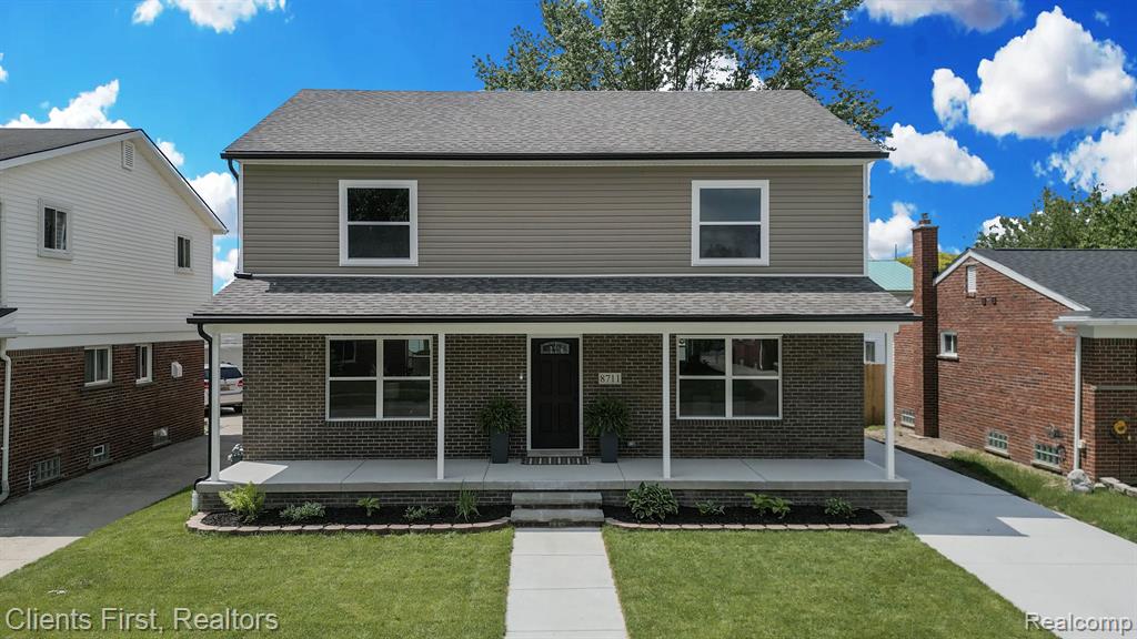 August Ave, Westland, MI 48185