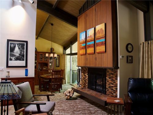 unit-9-872 Sierra Vista Dr, Twin Peaks, CA, 92391-0720 | Card Image