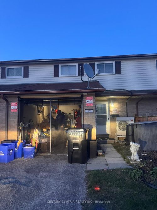 27 Dickens Drive, Barrie, ON, L4N5C4 | Card Image