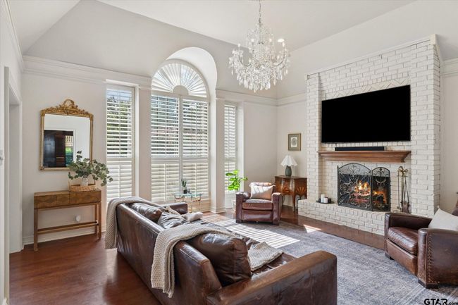 6307 Shady Oaks Dr, House other with 4 bedrooms, 4 bathrooms and null parking in Tyler TX | Image 11