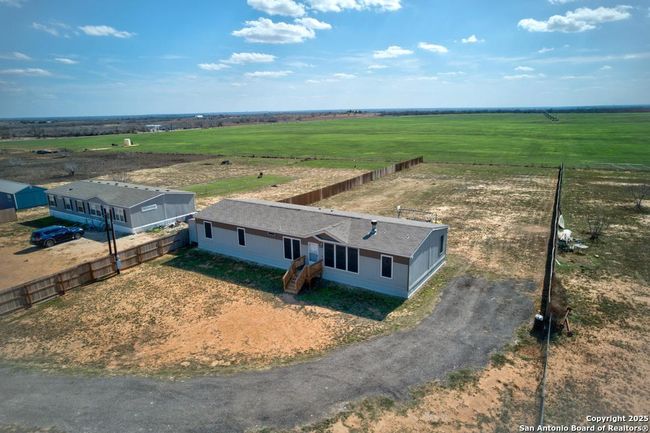 4817 W Fm 476, House other with 4 bedrooms, 2 bathrooms and null parking in Poteet TX | Image 36
