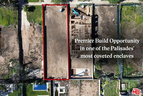 756 Via De La Paz, Pacific Palisades, CA, 90272-4366 | Card Image