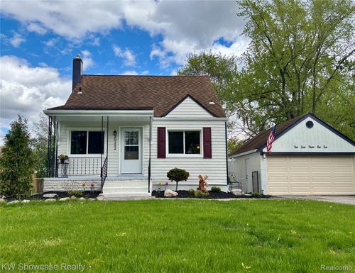 20352 Beatrice St, Livonia, MI, 48152-1851 | Card Image