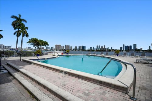 2a-16558 Ne 26th Ave, North Miami Beach, FL, 33160-4018 | Card Image