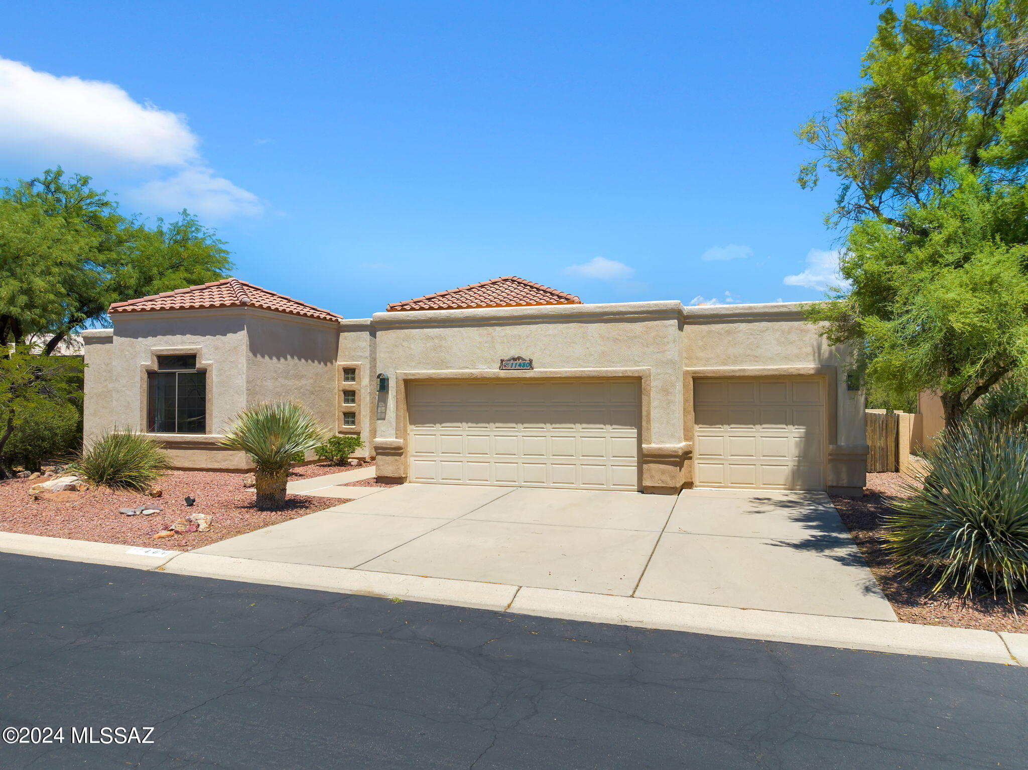 Palmetto Dunes Ave, Tucson, AZ 85737