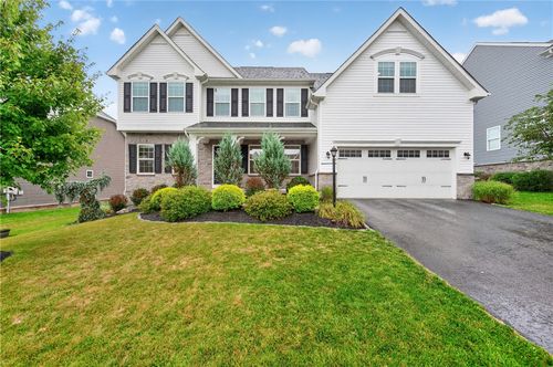 4003 Weatherburn Dr, Valencia, PA, 16059-3519 | Card Image