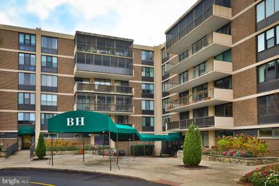 A-33 - 8302 Old York Road, Condo with 2 bedrooms, 2 bathrooms and null parking in ELKINS PARK PA | Image 1