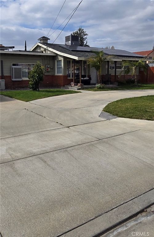 1788 N Acacia Ave, Rialto, CA, 92376 | Card Image