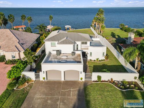 408 Beach Blvd, Laguna Vista, TX, 78578-2630 | Card Image