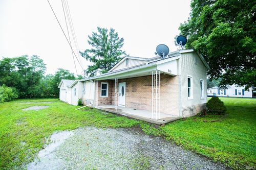 315 E Seward St, Russiaville, IN, 46979-3502 | Card Image