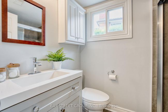 90 Ashbury Ave, House other with 7 bedrooms, 2 bathrooms and 4 parking in London ON | Image 27
