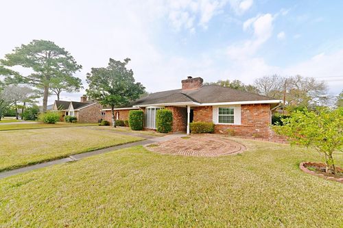 5822 W Bellfort St, Houston, TX, 77035-2432 | Card Image