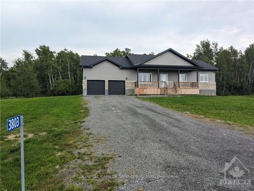 3803 Harvestmoon Dr, Osgoode, ON, K0A2W0 | Card Image