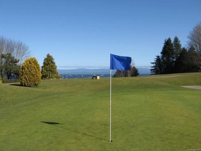 211 - 130 Sunningdale Rd E, Condo with 2 bedrooms, 1 bathrooms and 31 parking in Qualicum Beach BC | Image 42