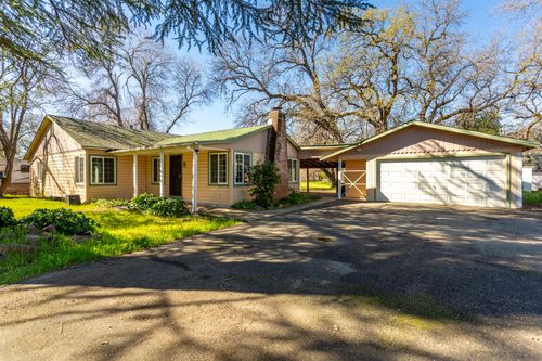 2521 Radio Ln, Redding, CA, 96001-3809 | Card Image
