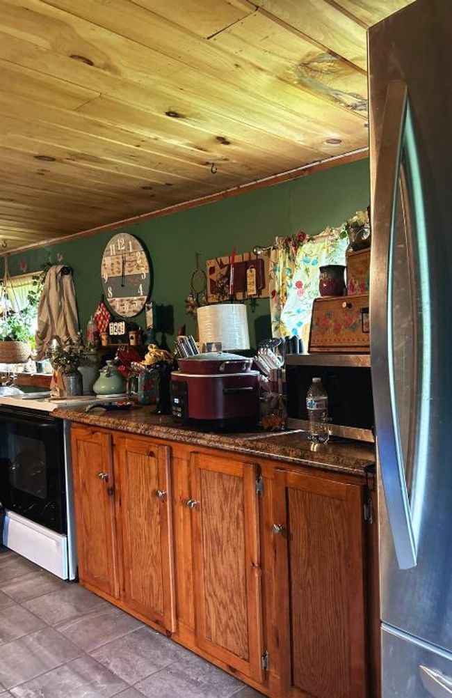 2190 New York 221, Sold in Marathon Zoocasa