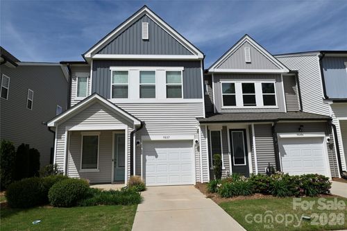 9037 Widden Way, Charlotte, NC, 28269-4930 | Card Image