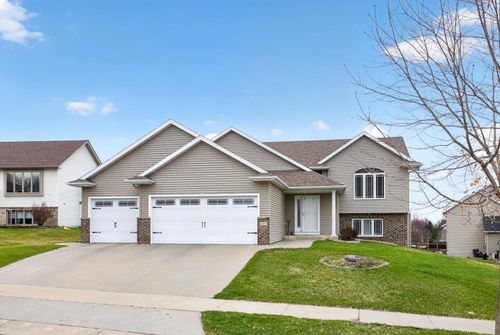 2469 Boulder Ridge Dr Nw, Rochester, MN, 55901-2209 | Card Image